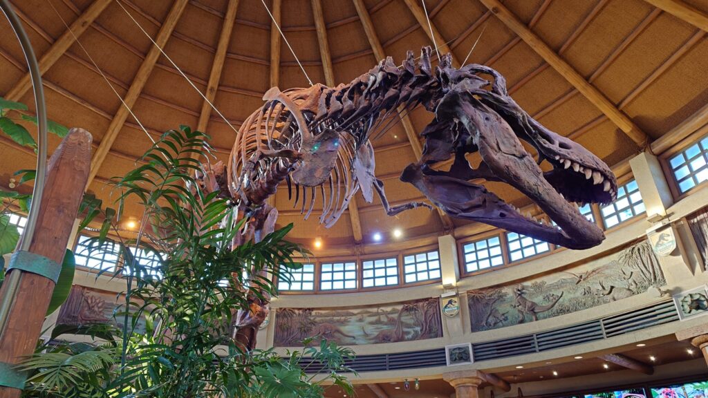 ディスカバリー・レストラン中央のT-rex