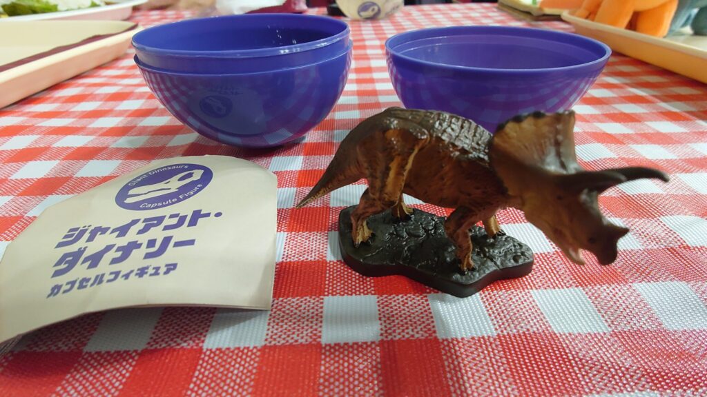 ガチャガチャのトリケラトプス